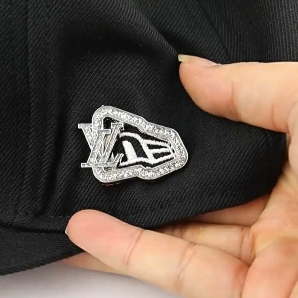 HAT PIN